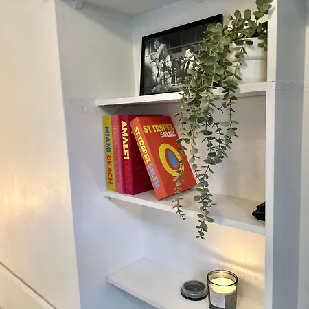 Apartment 366 New Ventura - Tiny Center